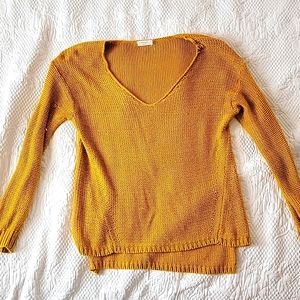 Scoop Neck Pullover Sweater (Francesca's)